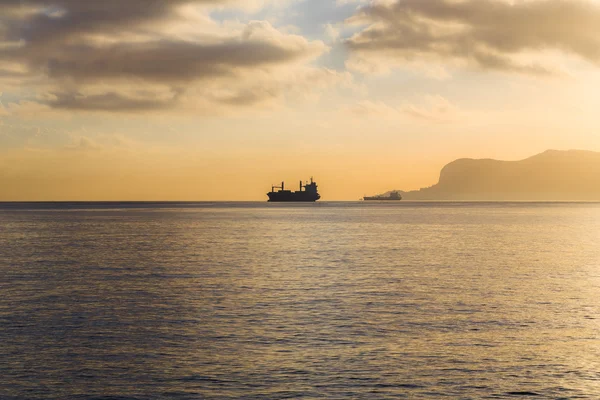 Drammatica alba sul Mar Mediterraneo — Foto Stock