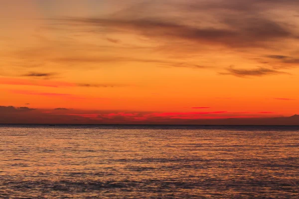 Alba sulla costa della Sicilia — Foto Stock