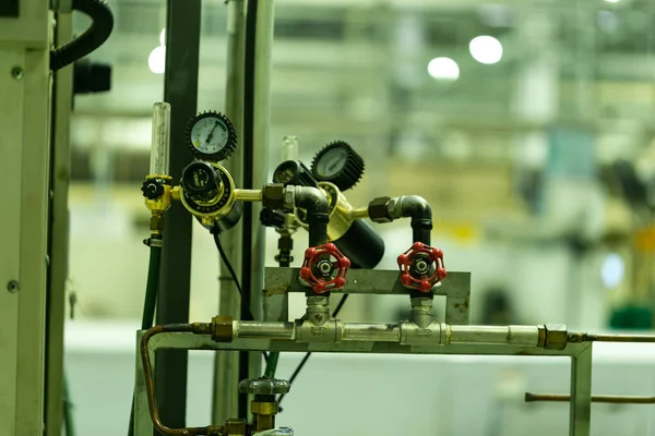 Pnömatik Ekipman Hidrolik Sisteme Sahip Makine Parçası Elektrikli Parça Otomobil — Stok fotoğraf
