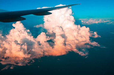 Uçak penceresinden görüntüle