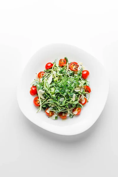 토마토 배경이 가벼운 샐러드 콘셉트 야채와 — 스톡 사진