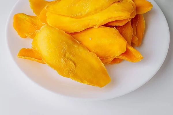 Mango Deshidratado Rebanadas Mango Secas Cerca Blanco Vista Superior — Foto de Stock