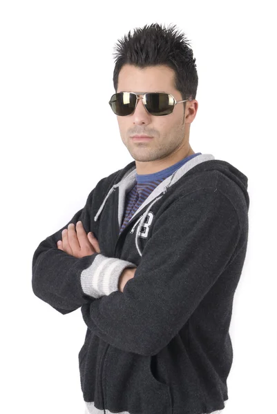 Portrét mladého muže se slunečními brýlemi — Stock fotografie