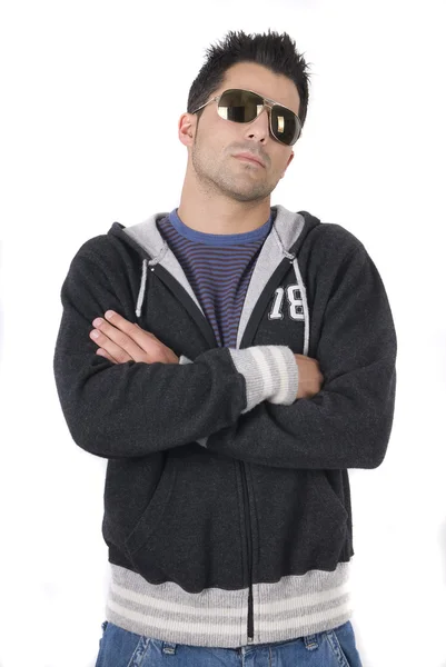 Porträt eines jungen Mannes mit Sonnenbrille — Stockfoto