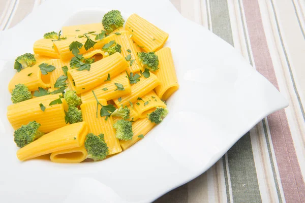 Paccheri Pasta Dish Served Table Broccoli — Stock Photo, Image