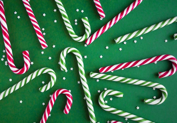 Weihnachten Hintergrund mit Zuckerstangen — Stockfoto