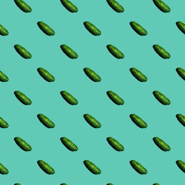Безшовна Текстура Фону Свіжих Зелених Огірків Кольоровому Фоні — стокове фото