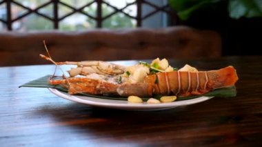 Güzel Yemek Lokantası - Lüks Taze Deniz Ürünleri, Lezzetli Istakoz