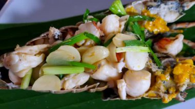 Fine Dinining Restaurant: Lüks Taze Deniz Ürünleri, Istakoz Tabağını Kapatma