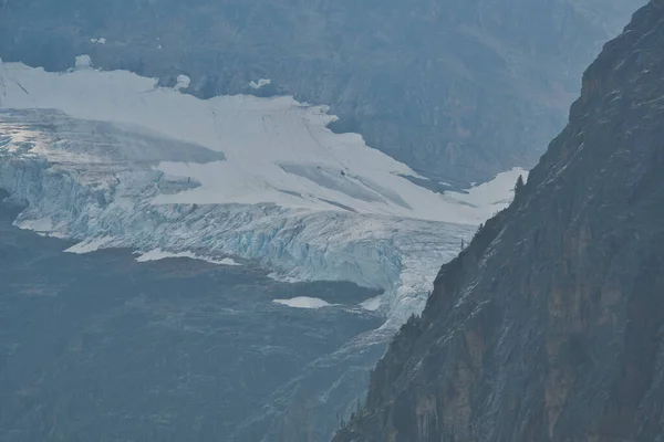 View Angel Glacier Edith Cavell Jasper Canada — Stock Photo, Image