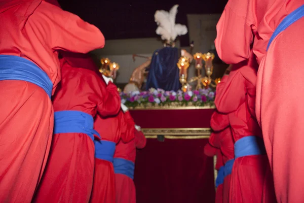 Costaleros transporta un ritmo durante la Procesión de Semana Santa, Spa —  Fotos de Stock