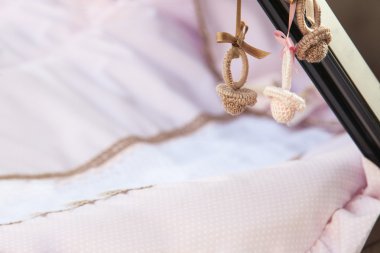 Dekoratif kroşe emzikler