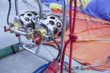 Hot-air balloon burners detail clipart