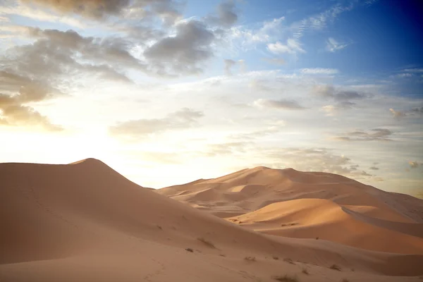 Sonnenaufgang über der Wüste, Marokko — Stockfoto