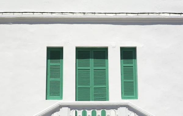 Green window shutters, Tangier, Morocco — Stock Photo, Image