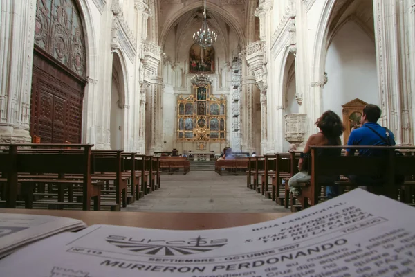 Parish newspaper at San Juan de los Reyes — Stock Photo, Image