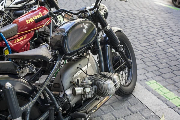 Vintage cromo motocicletas estacionadas — Foto de Stock