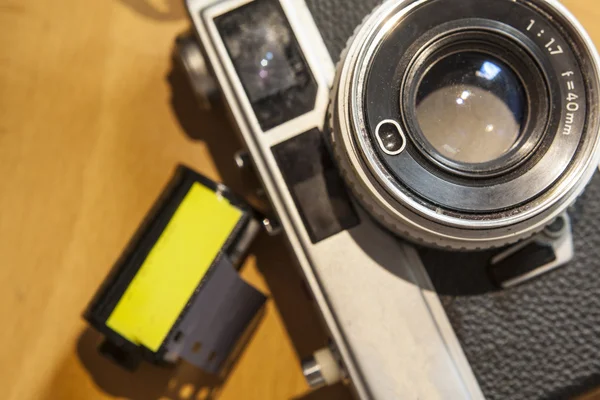 Antik önkéntelen fényképezőgép, a film tekercs — Stock Fotó