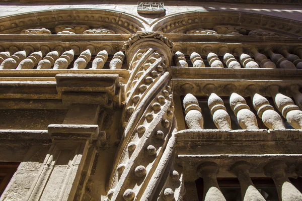 Kamienne dekoracje barokowe na zewnątrz hotelu Granada Cathedral, Hiszpania — Zdjęcie stockowe