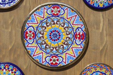 Tekniği, Tole damascening ile geleneksel seramik el sanatları