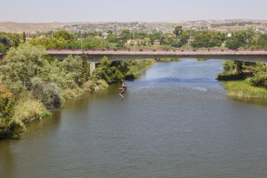 ZIP hattı üzerinden Tagus Nehri, Toledo, İspanya