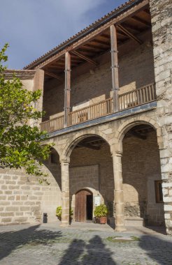 Alba de Aliste Counts XV Century Sarayı. Bu bina bugün 4 yıldızlı bir otele ev sahipliği yapıyor. Garrovillas de Alconetar, Caceres, Extremadura, İspanya