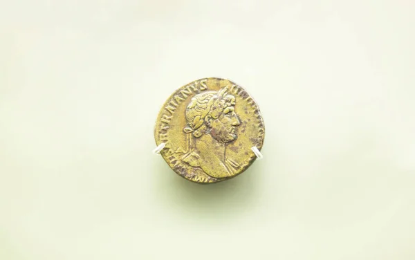 Мерида Испания Августа 2018 Года Адриано Римская Императорская Монета Национальный — стоковое фото