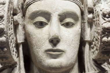 İspanya, Madrid - 6 Mart 2021: Elche Leydisi, İber sanatının en önemli parçası. Yakın çekim.