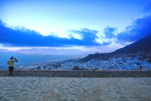 Panoramisch uitzicht blauwe stad van chefchaouen — Stockfoto