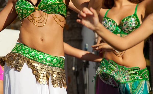 Belly dancers detail — Stock Photo, Image