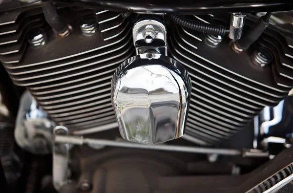 Silver lysande motorcykel motor — Stockfoto