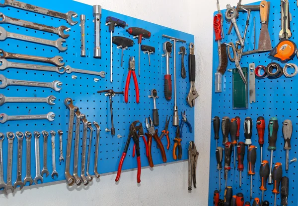 Tools op toolstable — Stockfoto