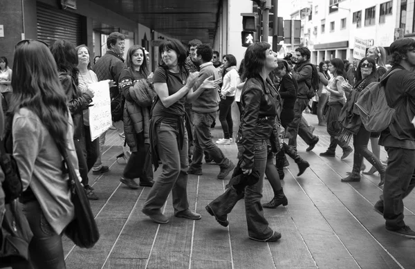 Protesteren tegen bezuinigingen bezuinigingen — Stockfoto