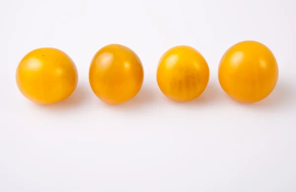 Tomates cereja brilhantes amarelos — Fotografia de Stock