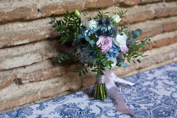 Vintage bouquet in blue