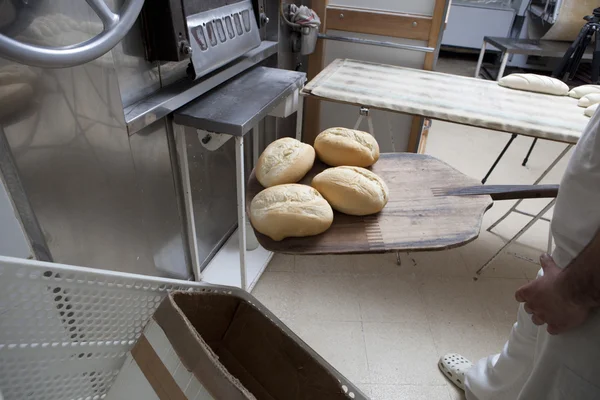 Dal forno alla scatola — Foto Stock