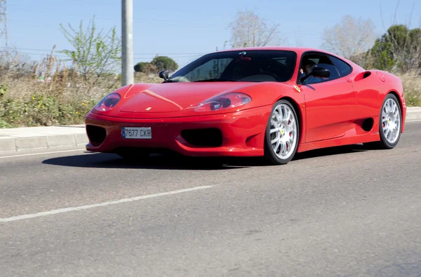 Ferrari F430 spin op de weg — Stockfoto