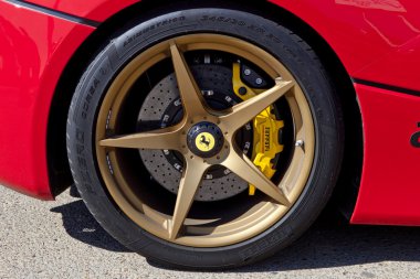 Ferrari tekerlek detay