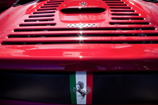 Ferrari F355 zyski i silnik siatki — Zdjęcie stockowe