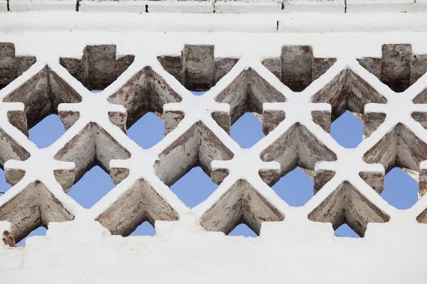 Kafesli tuğla duvar — Stok fotoğraf