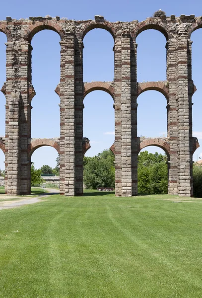 Pelare av Los Milagros akvedukt — Stockfoto