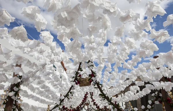 Потолок бумаги на фестивале Campo Maior Festival, Португалия — стоковое фото