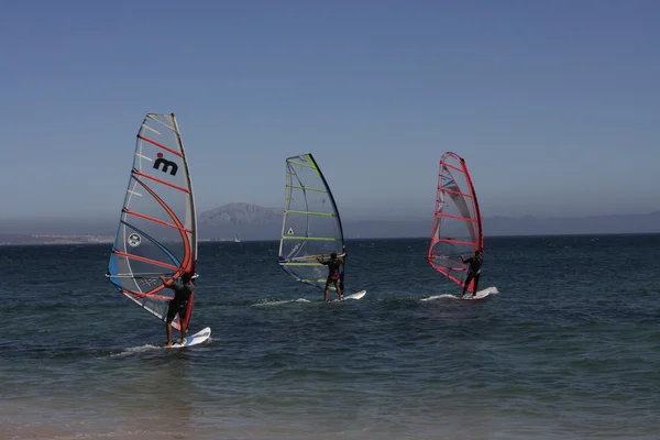 Tres deportistas cierran Playa Punta Paloma — Foto de Stock