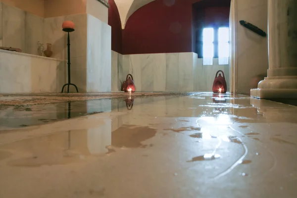 Bañera reconstruida como estilo de baño romano —  Fotos de Stock