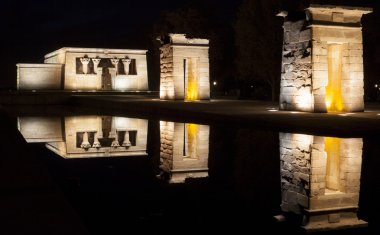 Geceleri Debod Tapınağı