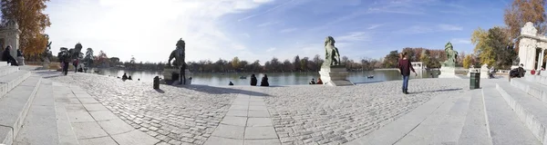 Monumento ao Rei Afonso XII panorâmico — Fotografia de Stock