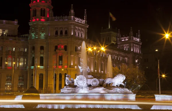 Vista nocturna del Ayuntamiento de Madrid con Fuente Cibeles —  Fotos de Stock