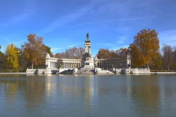 Monumento al rey Alfonso XII — Foto de Stock