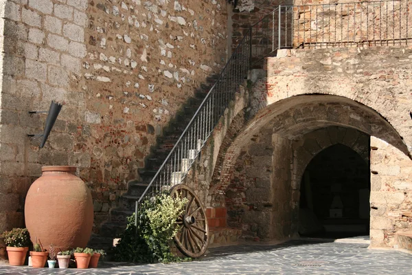 Cortile del castello Olivenza costruito dai Cavalieri Templari — Foto Stock