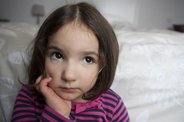 Hoopvol drie jaar oud meisje — Stockfoto